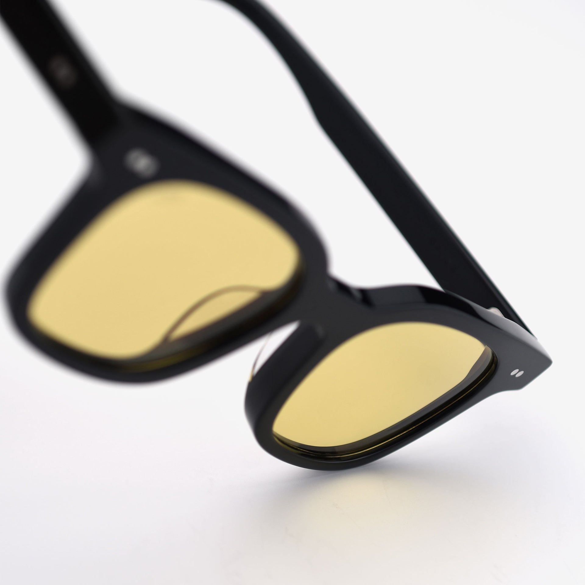 Black / Yellow
