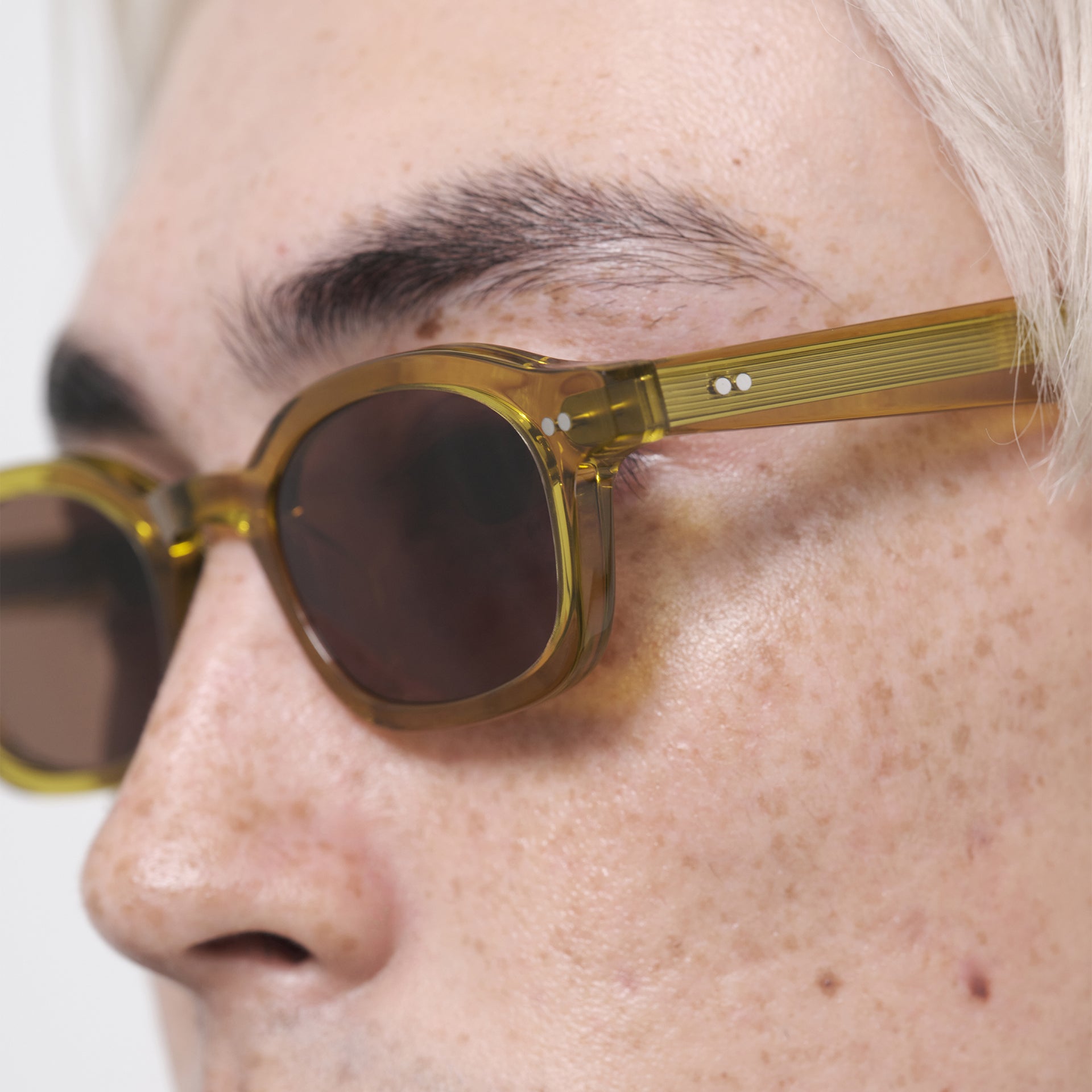 Ochre / Brown