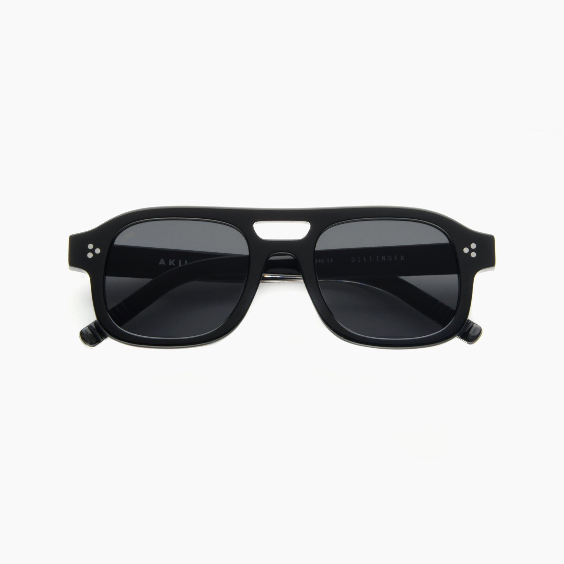Black / Black
