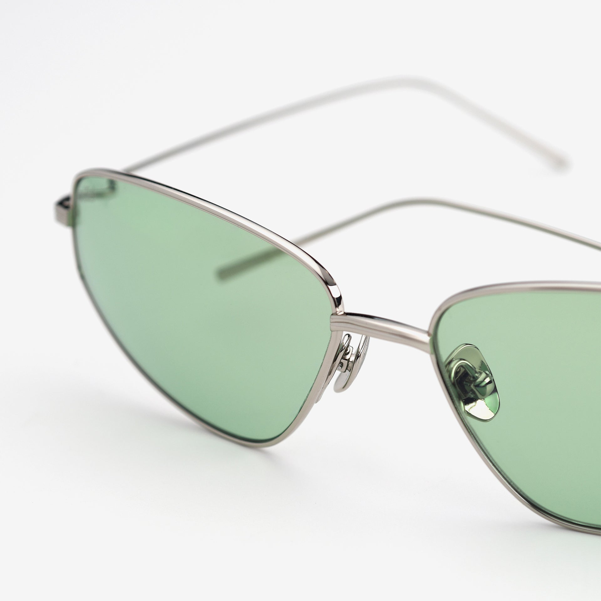 Silver / Lt Green