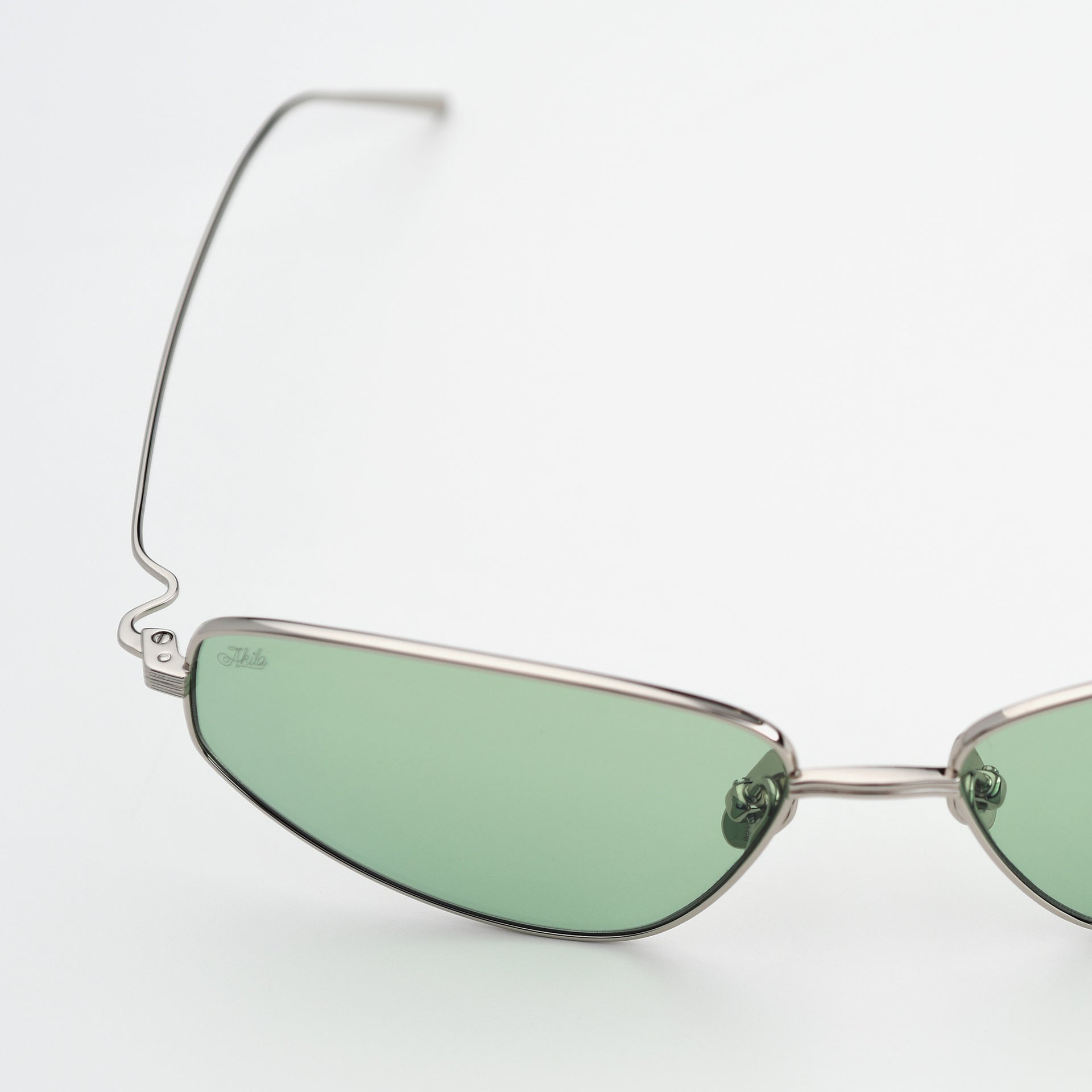 Silver / Lt Green
