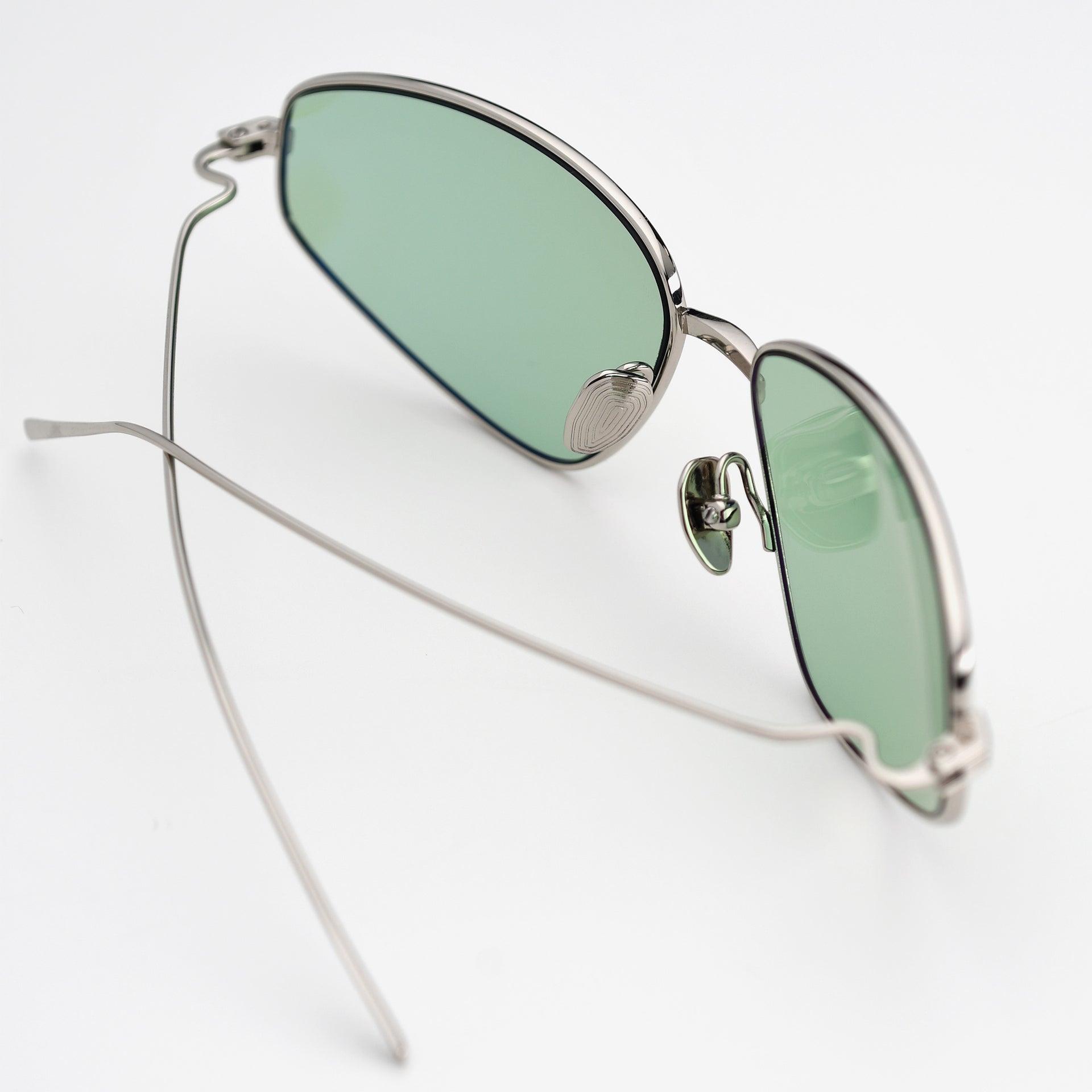 Silver / Lt Green