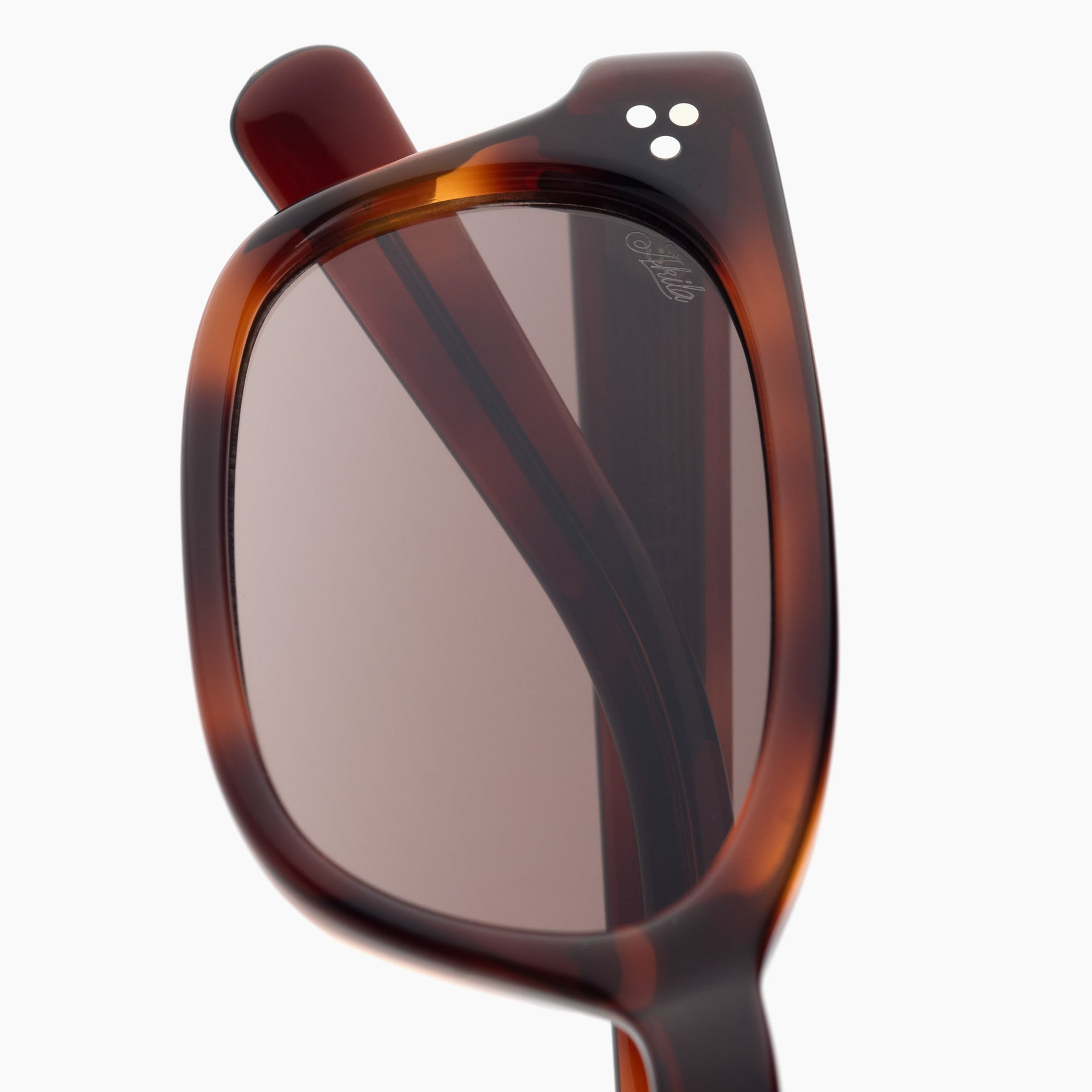 Brandy Tortoise / Fig Gradient